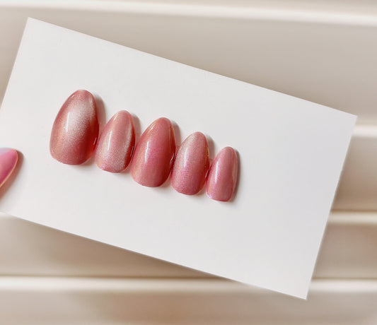 Pink cat eye press on nails